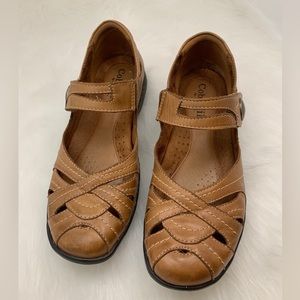Like New Cobbhill Brown leather flat shoe/sandals